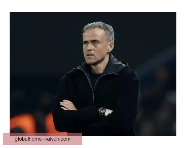 恩里克战术历史地位值得关注，逐渐显现出其独特的足球理念和成功案例。