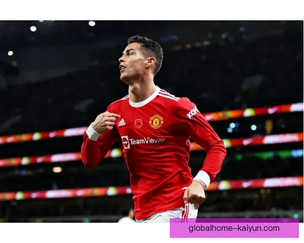 C罗英超金靴得主持续发力，状态回暖值得关注